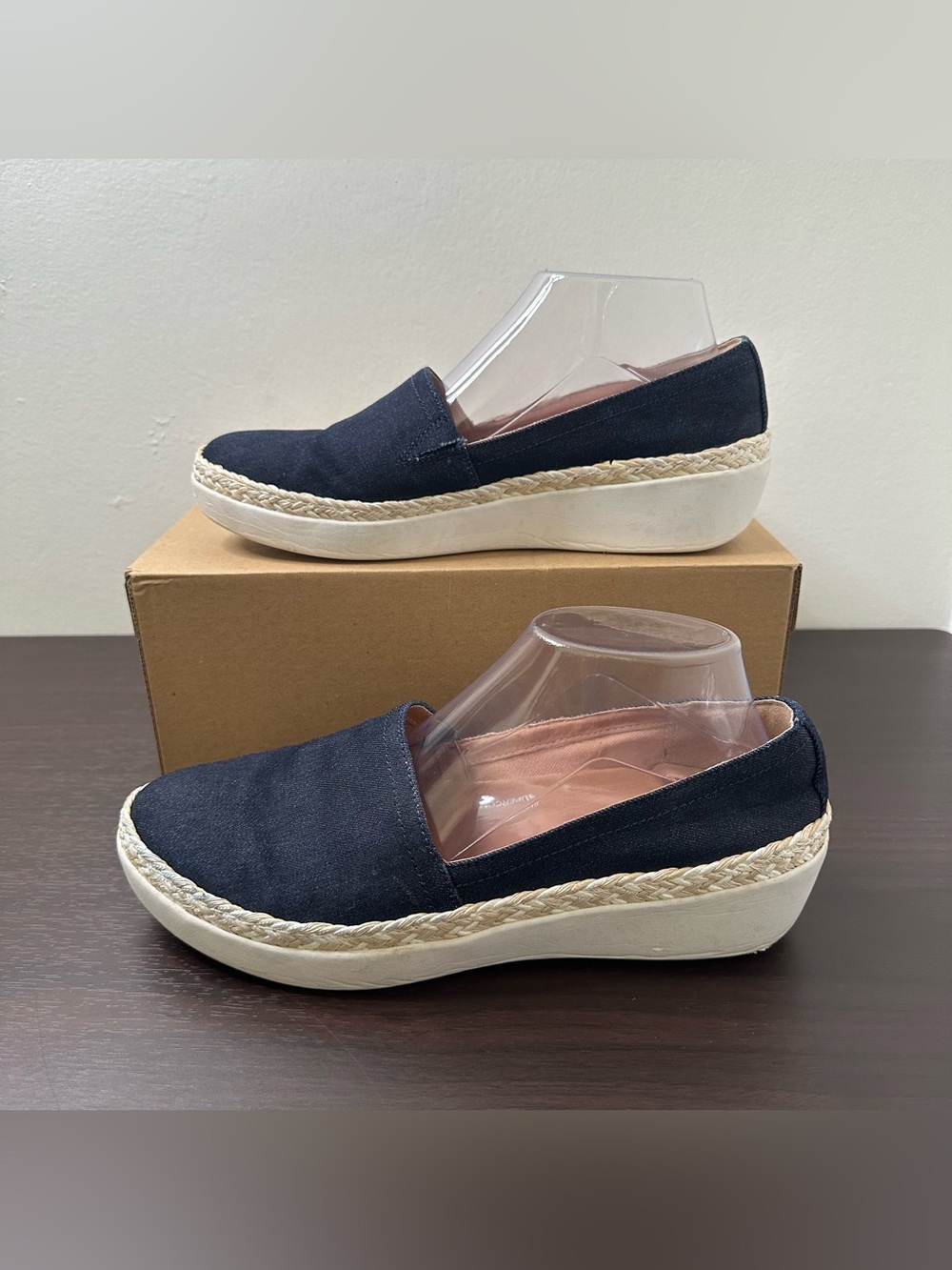 FitFlop Casa Blue Denim Canvas Slip-On Flats Comfort Loafers, Size US 8.5 EU 40